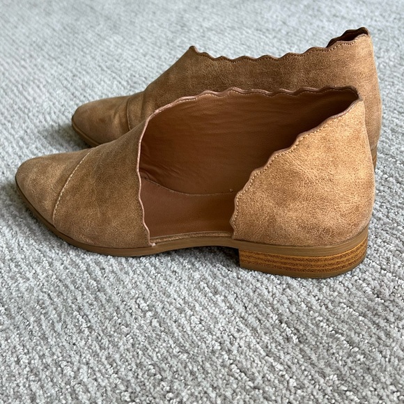 The Alexandria// Tan ankle flats - Picture 6 of 7